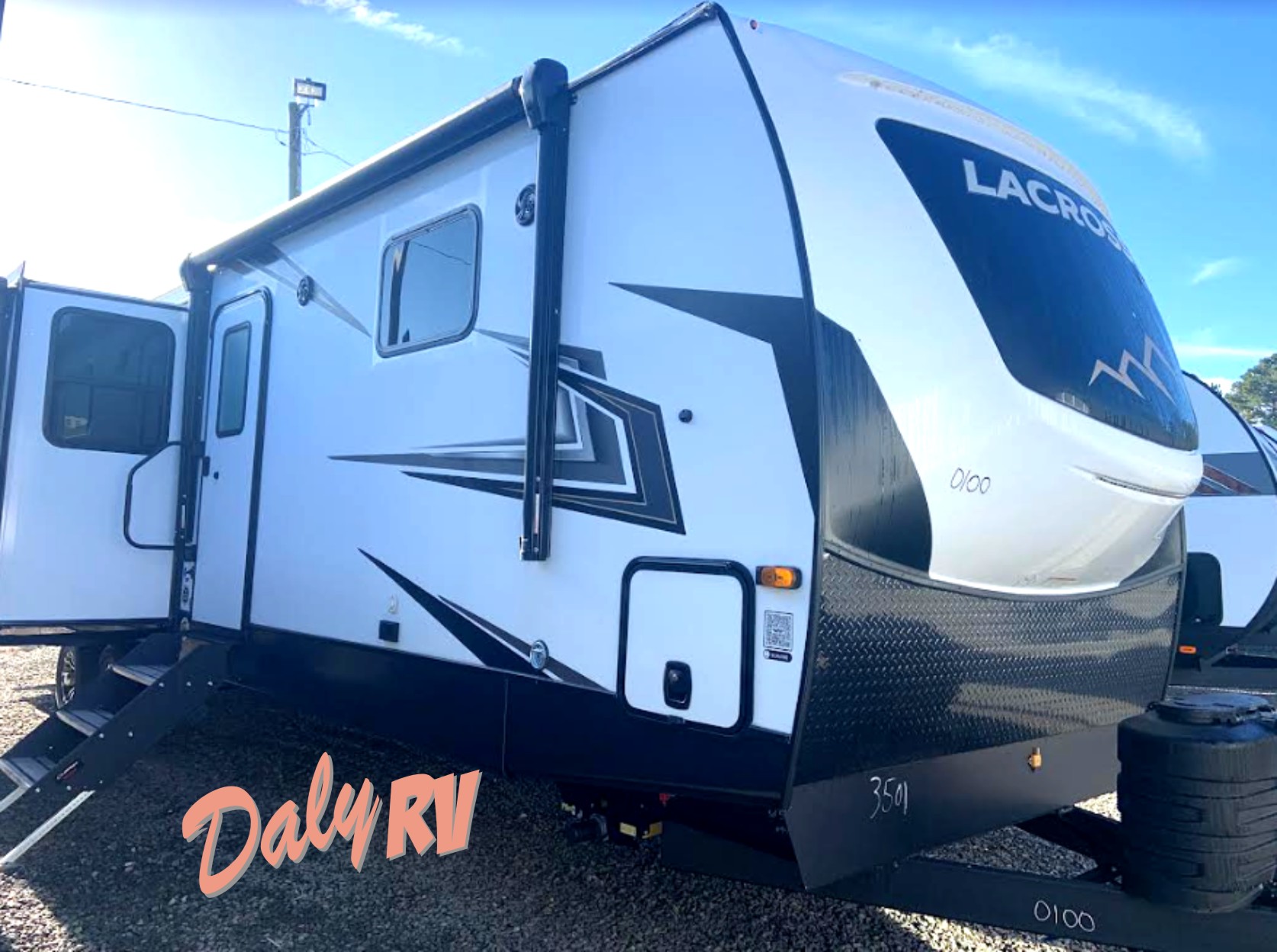 2024 LaCrosse 3501BH49 Daly RV A Camping Tradition!