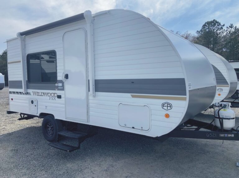 2026 Wildwood FSX 164FBLE-98