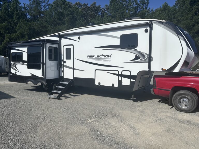 2020 Grand Design Reflection 337RLS $43,899