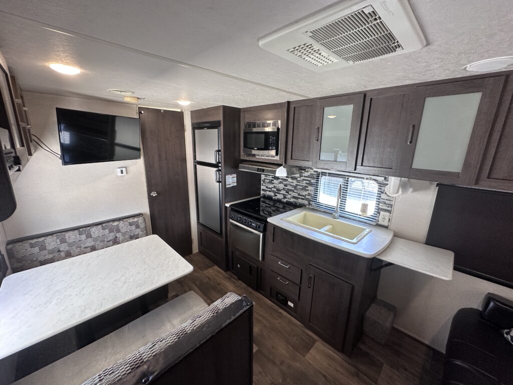 2018 Forest River Wildwood X-Lite 241QBXL Travel Trailer