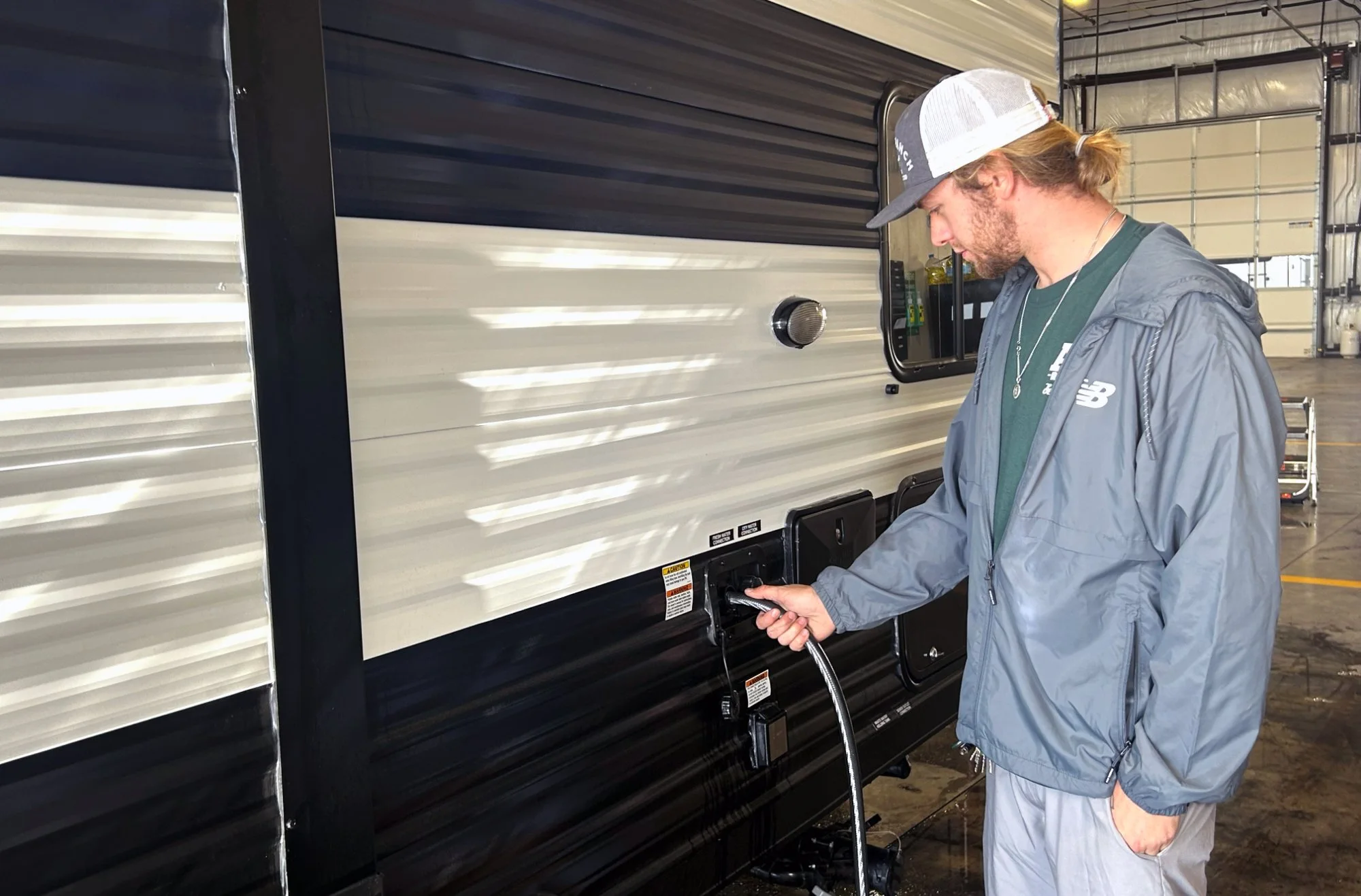 RV de-winterization service
